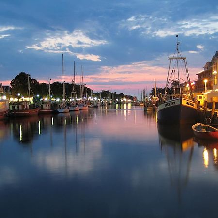Seaside, Direkt An Der Promenade Apartment Rostock Ngoại thất bức ảnh